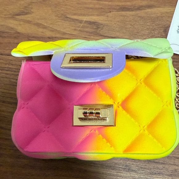 NWT Poppy Quilted PVC Crossbody Mini Bag in a Rainbow Tie Dye w/Gold Chain Strap - Picture 5 of 5